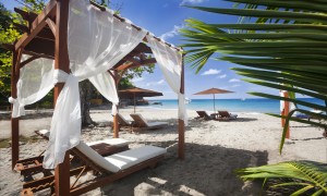 Ti-Kaye-Beach-and-pergolas